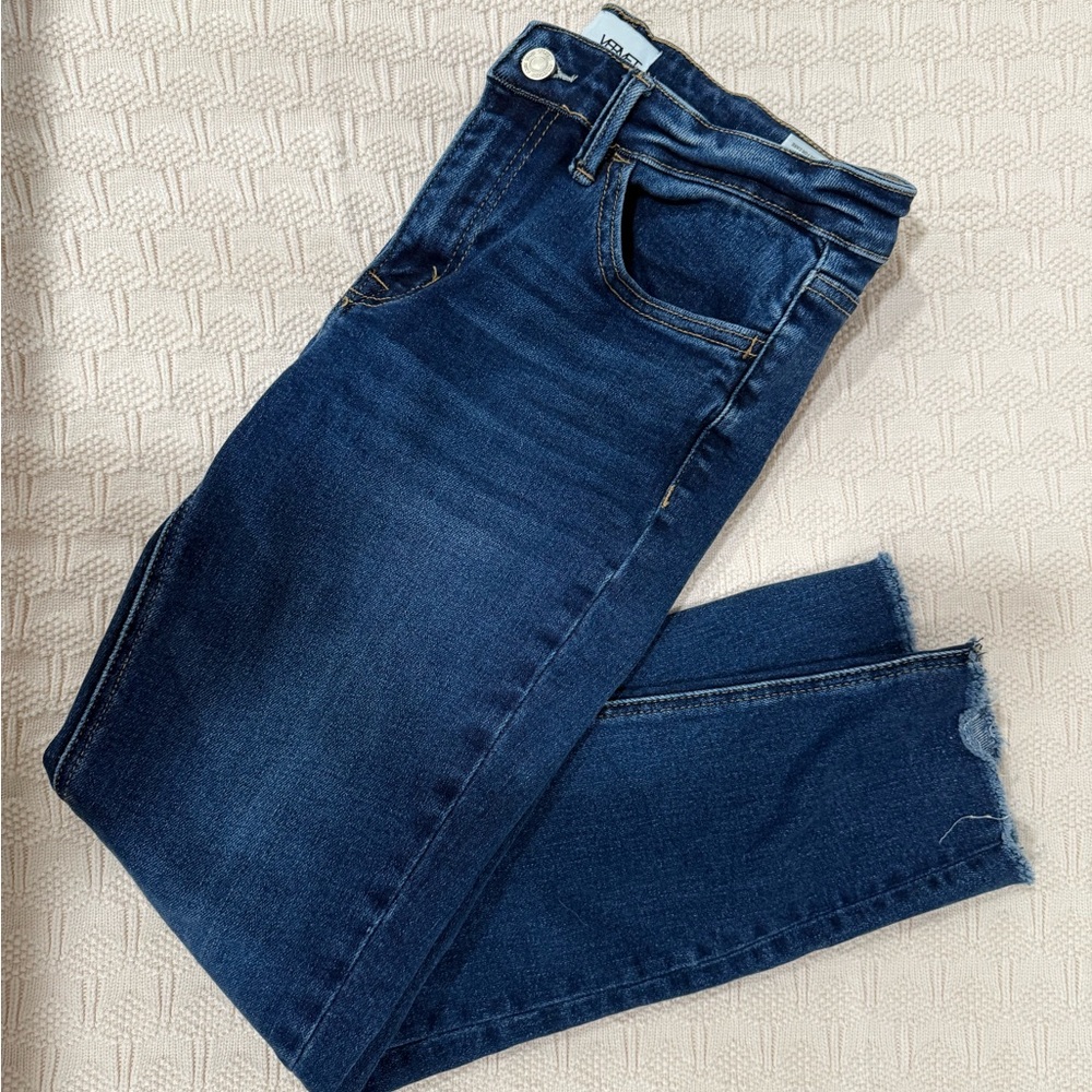Vervet Classic Indigo Ankle Jeans